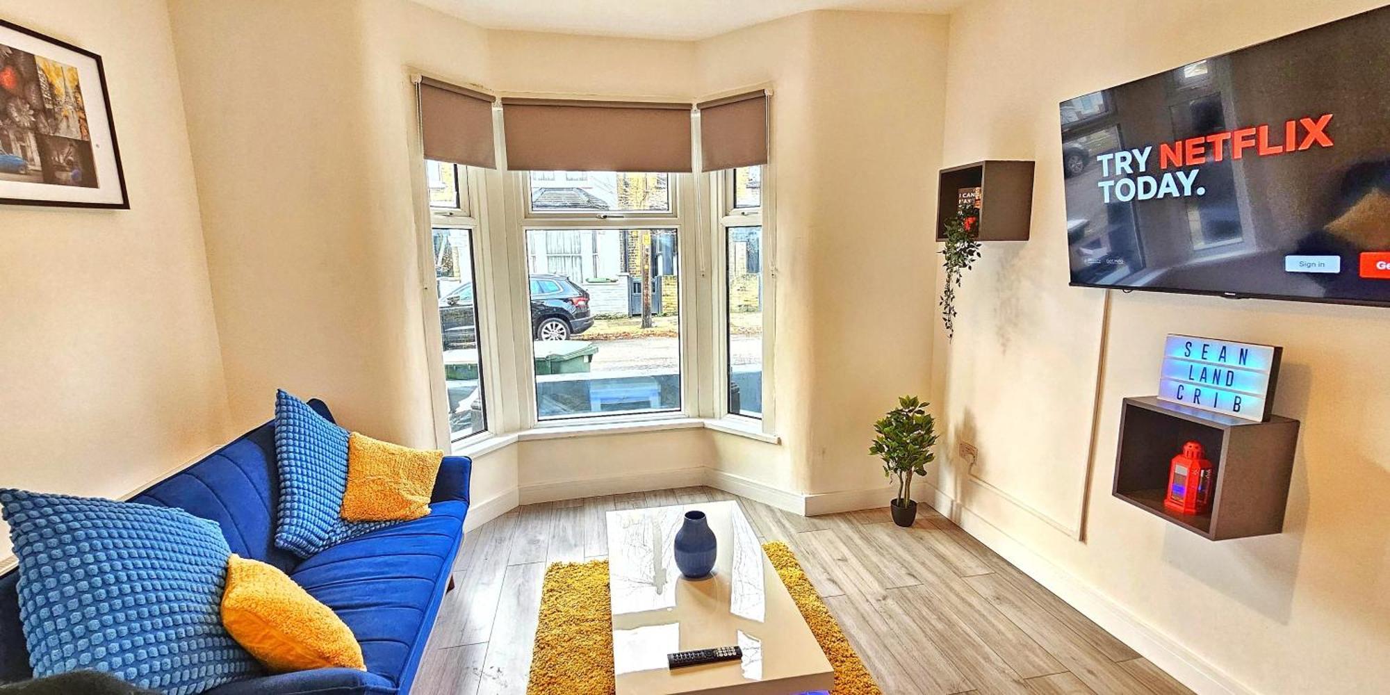 런던 Stratford City - Luxe House With Garden 빌라 외부 사진